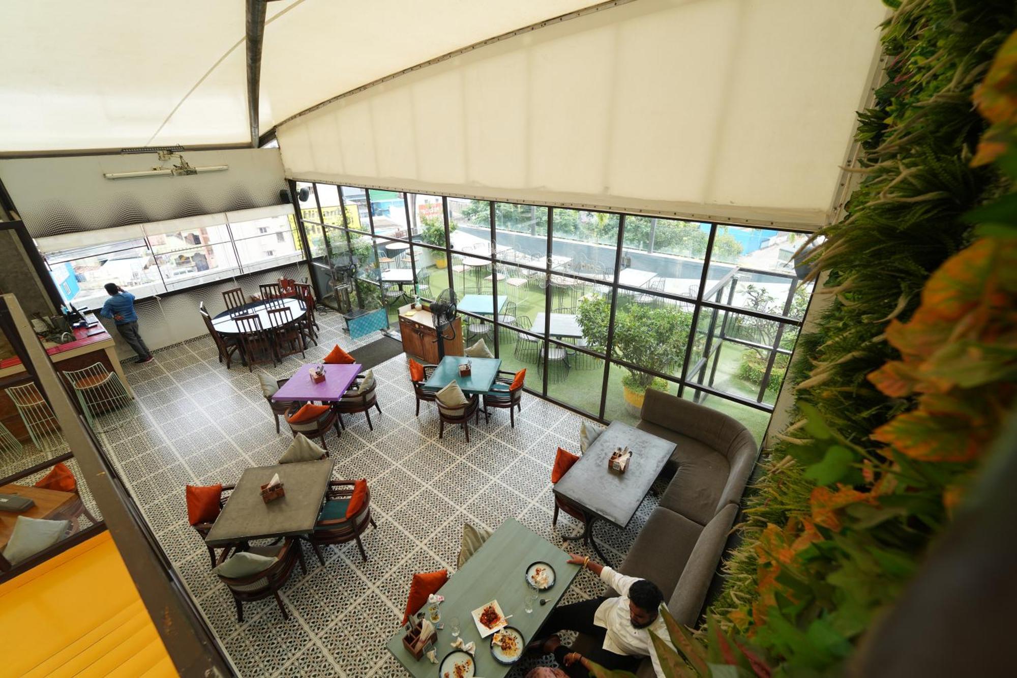 Hotel Vaishnavi Residency Bangalore Exterior foto
