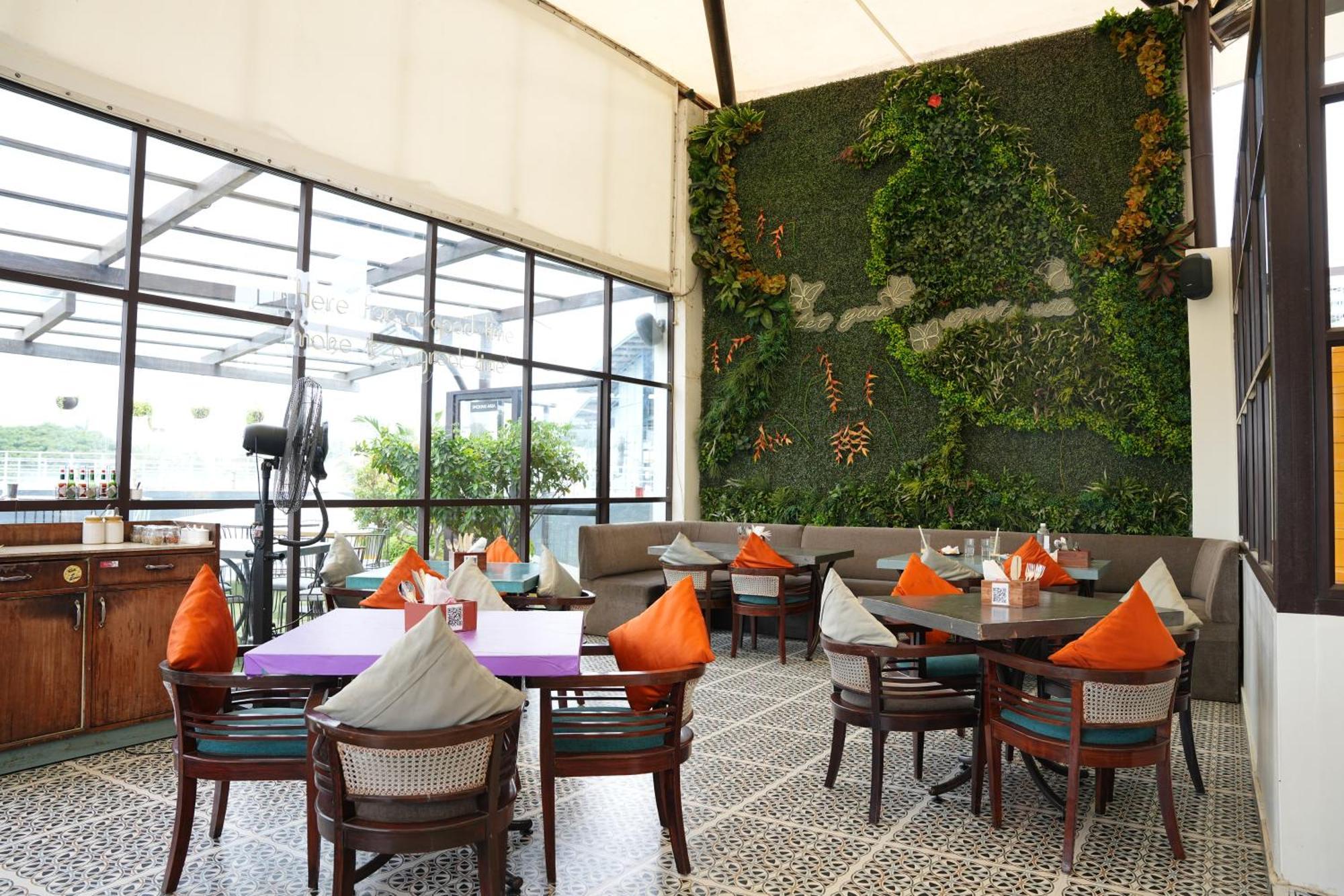 Hotel Vaishnavi Residency Bangalore Exterior foto
