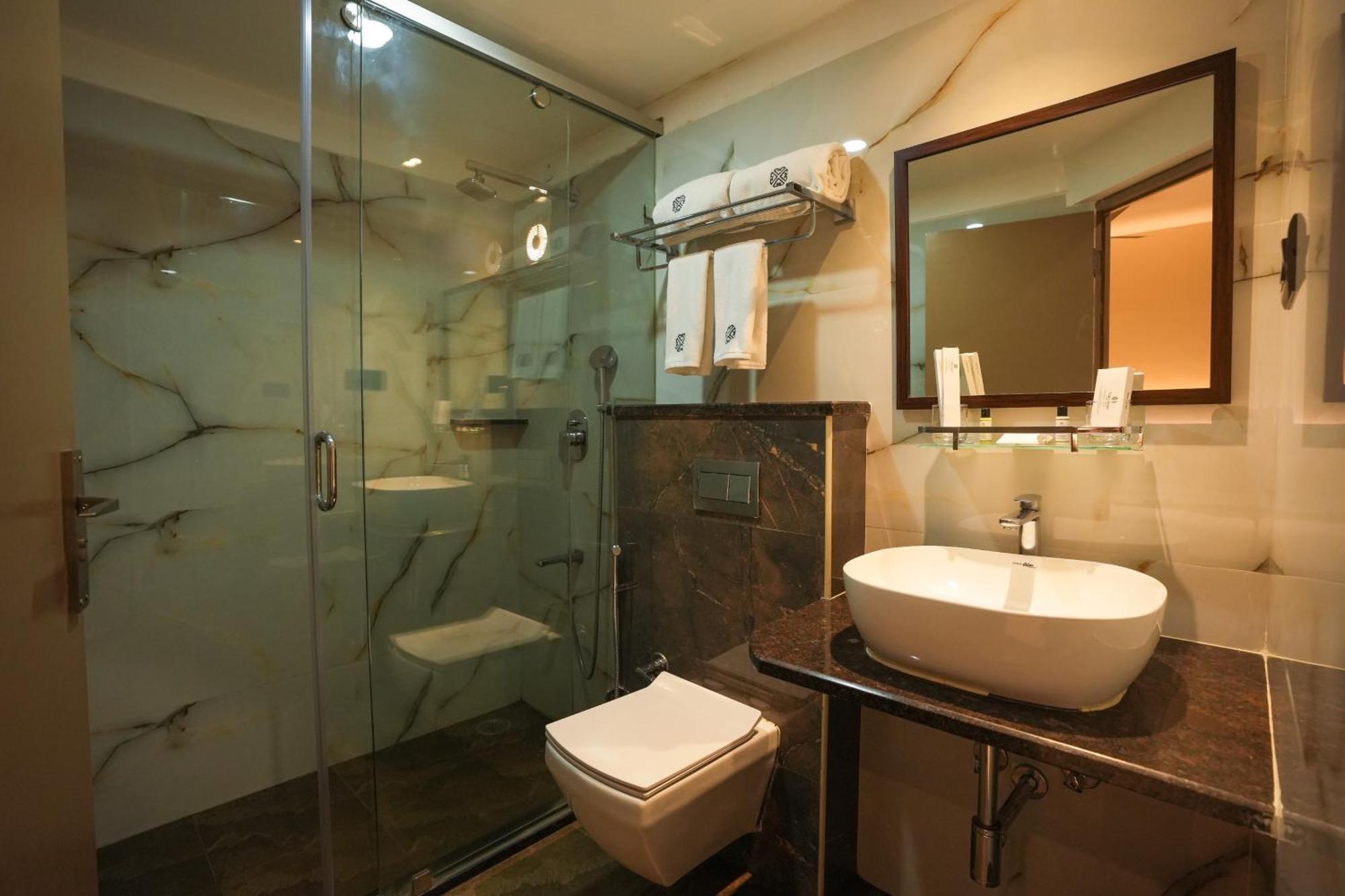 Hotel Vaishnavi Residency Bangalore Exterior foto